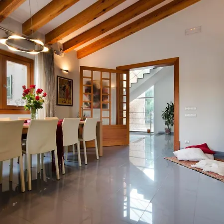 Elegante Y Espacionsa Premium En Pollenca
