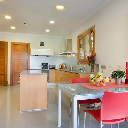 Villa Elegante Y Espacionsa Premium En *